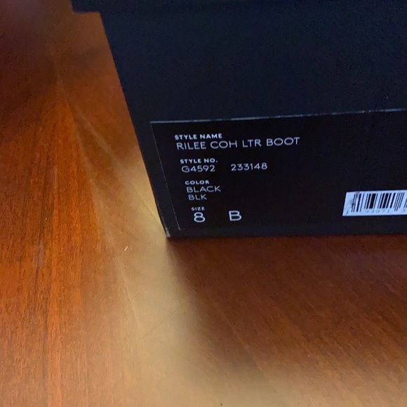 Coach women’s boots new with box - Picture 12 of 13